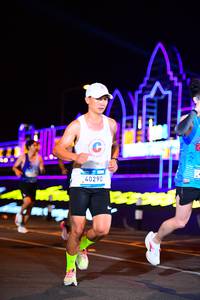 BIB: 40290
                            <button type="button" onclick="openModal(22859630)" class="btn btn-primary btn-sm float-right btn-popup" data-toggle="modal" data-target=".modal-high-quality">
                        <i class="fas fa-shopping-cart"></i> Add to Cart
                    </button>
                                            <button type="button" onclick="isThisMe(22859630, true)" class="btn btn-success btn-sm float-right btn-popup btn-isme hidden" data-toggle="tooltip" data-placement="bottom" title="นี่คือรูปของคุณใช่ไหม คลิกที่นี่เพื่อเอาเข้าอัลบั้ม">
                        <i class="fas fa-plus"></i> Add to album
                    </button>
                    <button type="button" onclick="isThisMe(22859630, false)" class="btn btn-warning btn-sm float-right btn-popup btn-isnotme hidden">
                        <i class="fas fa-ban"></i> Remove from album
                    </button>